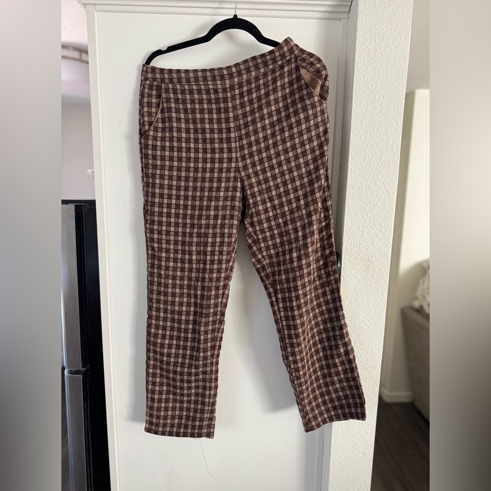 Brown plaid trouser